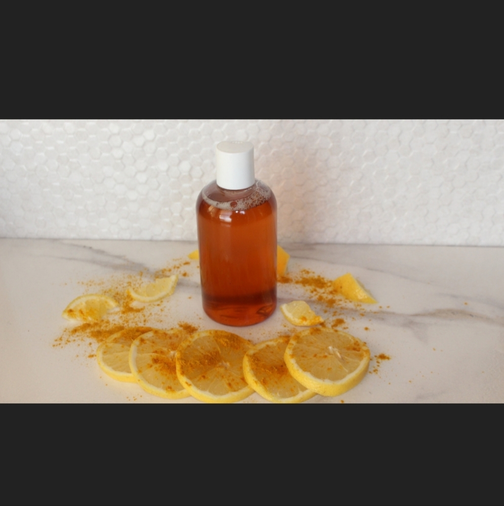 Lemon and tumeric body wash - Picture 3 of 4